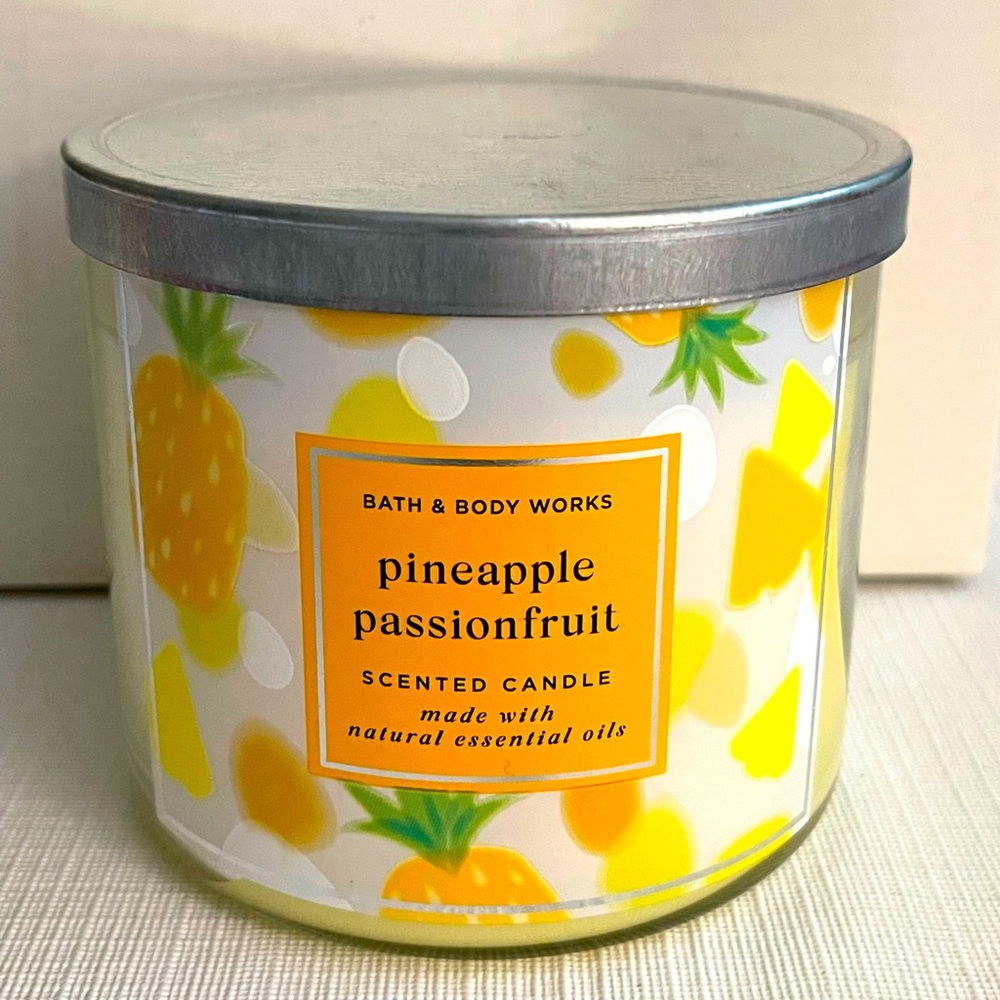 Bath & Body Works 3 Wick Candle Pineapple Passionfruit